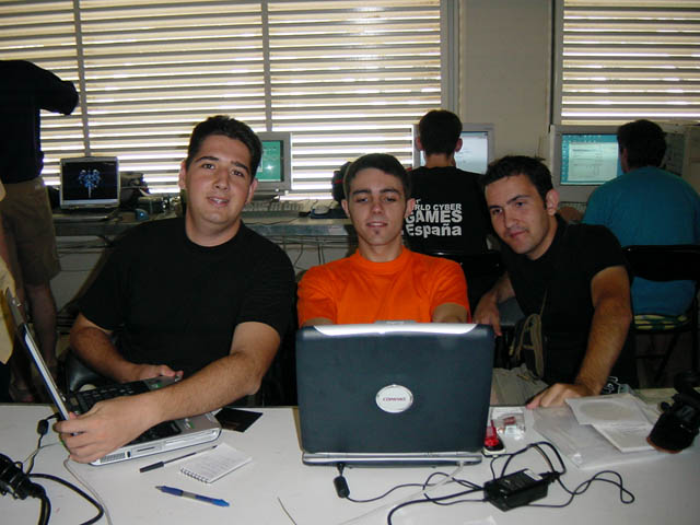 unpocodehistoria-todolinux-cp2002-1-2